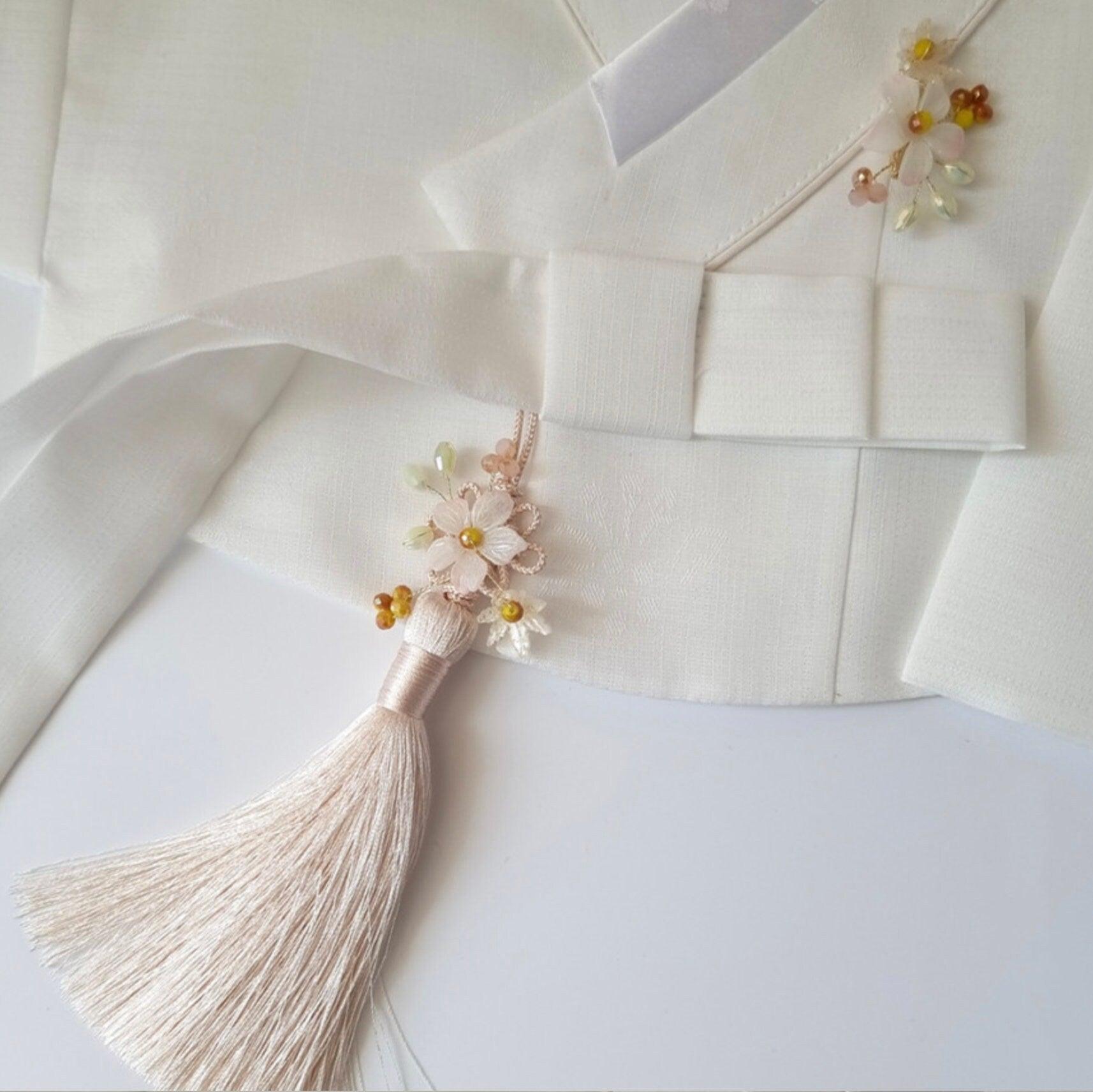 Cutie Floral Tassel Norigae W/Brooch Set - Native Korean