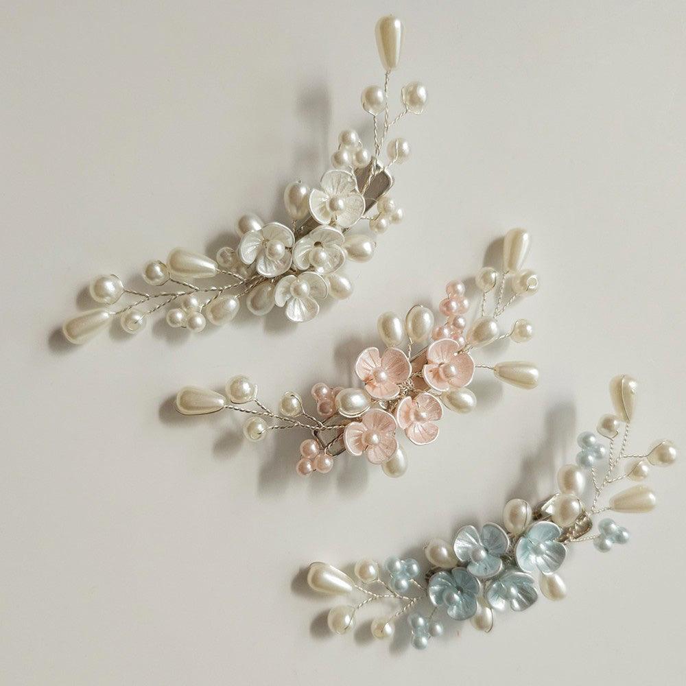 Dami Mini Floral Hairpin - Native Korean