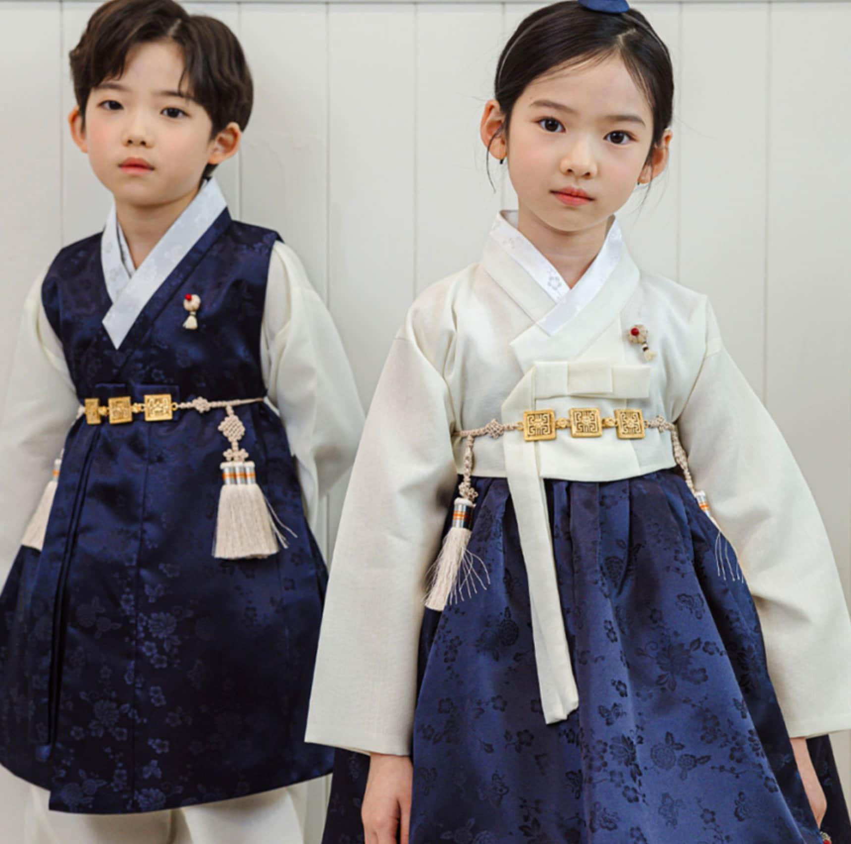 Hemin Navy Ivory Boy Hanbok (100D-10YR) - Native Korean
