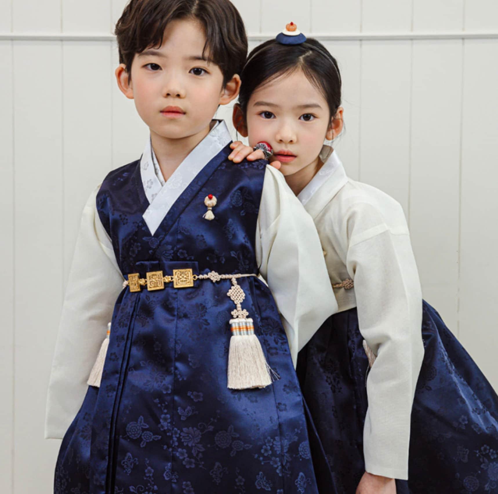 Hemin Navy Ivory Boy Hanbok (100D-10YR) - Native Korean