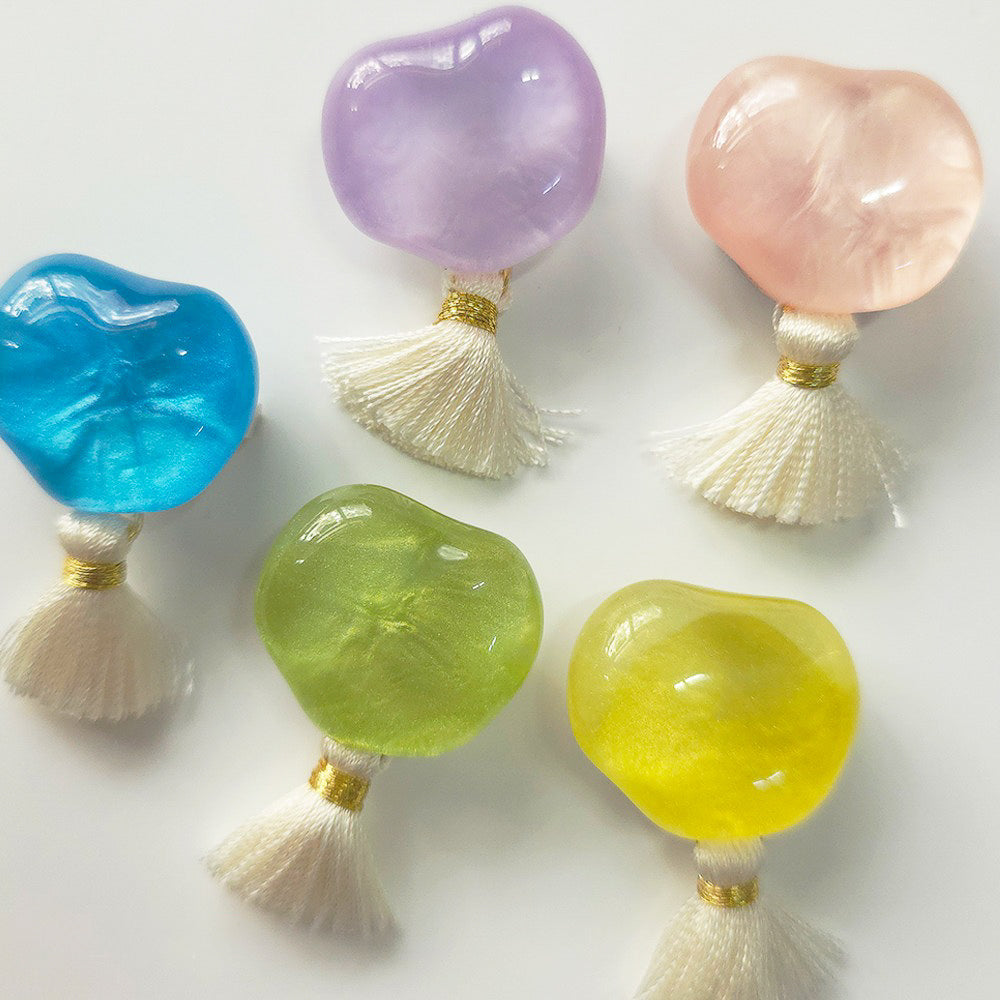 Rose Pebble Brooch