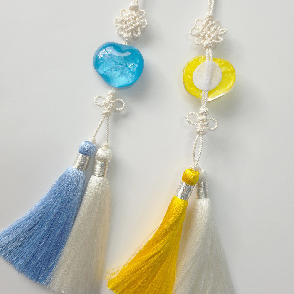 Pebble Duo Tassel Norigae