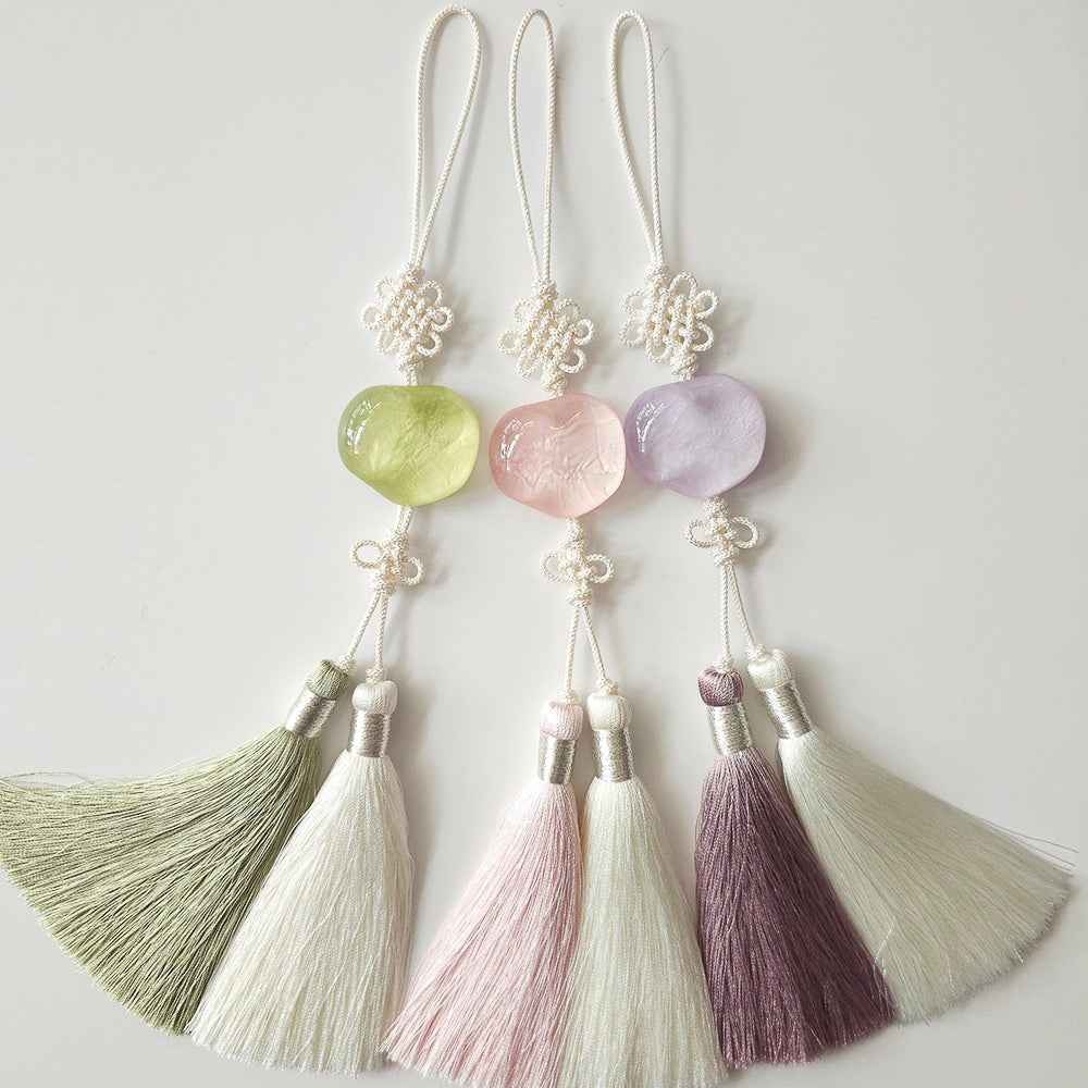 Pebble Duo Tassel Norigae
