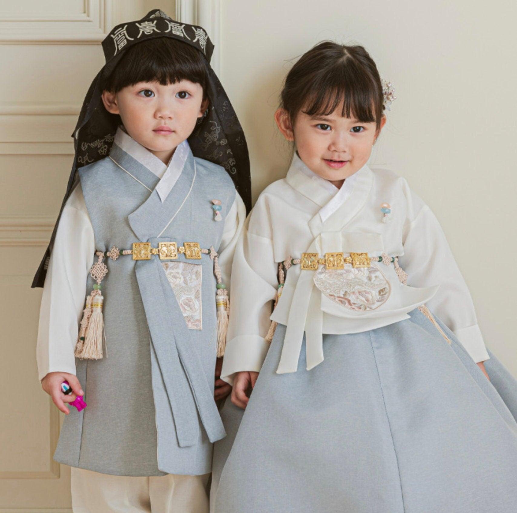 Jeongwoo D.Sky Solid Boy Hanbok (100D-15YR) - Native Korean