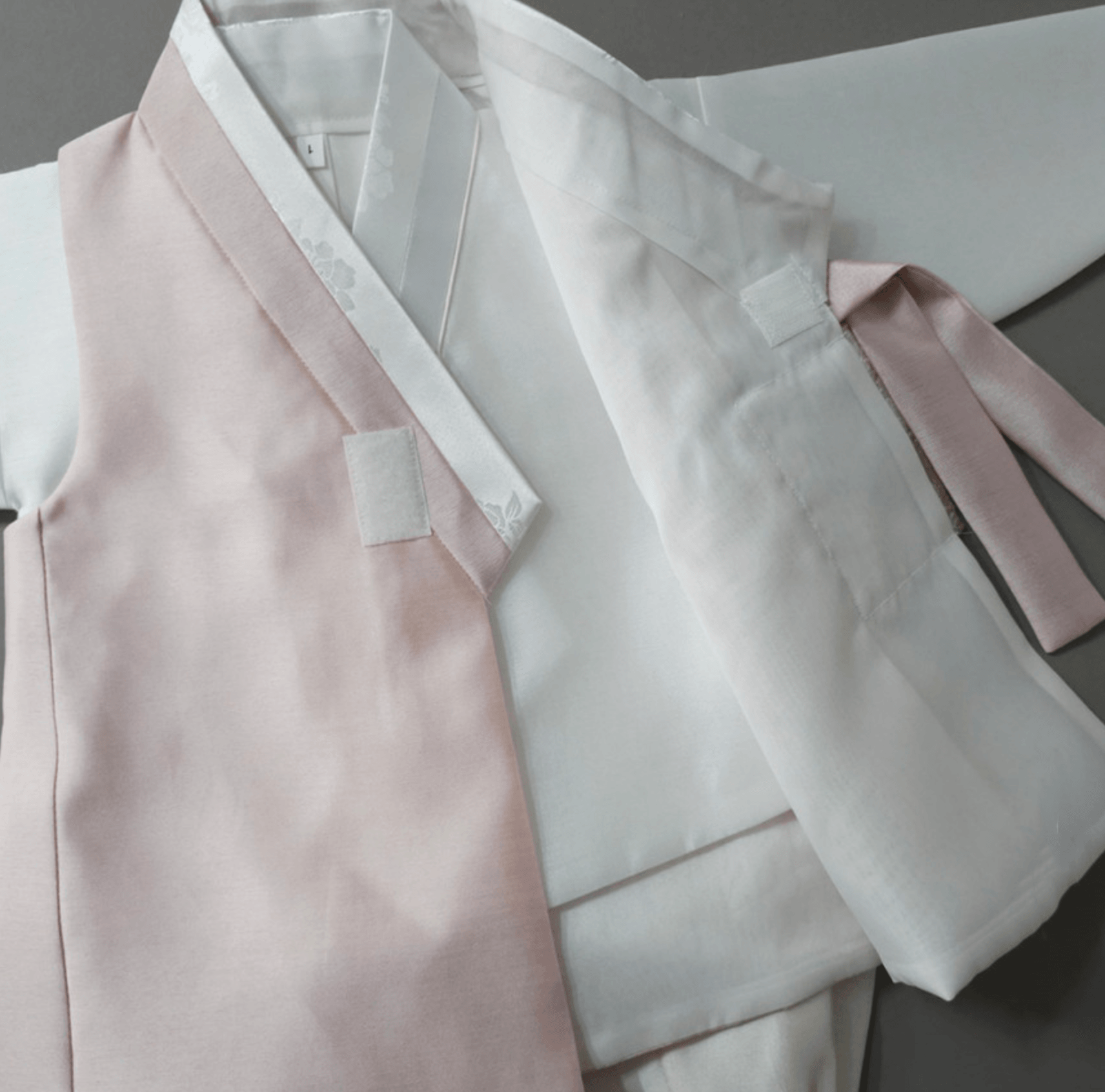 Kyoung-joon Pink Boy Hanbok (100D-12YR) - Native Korean