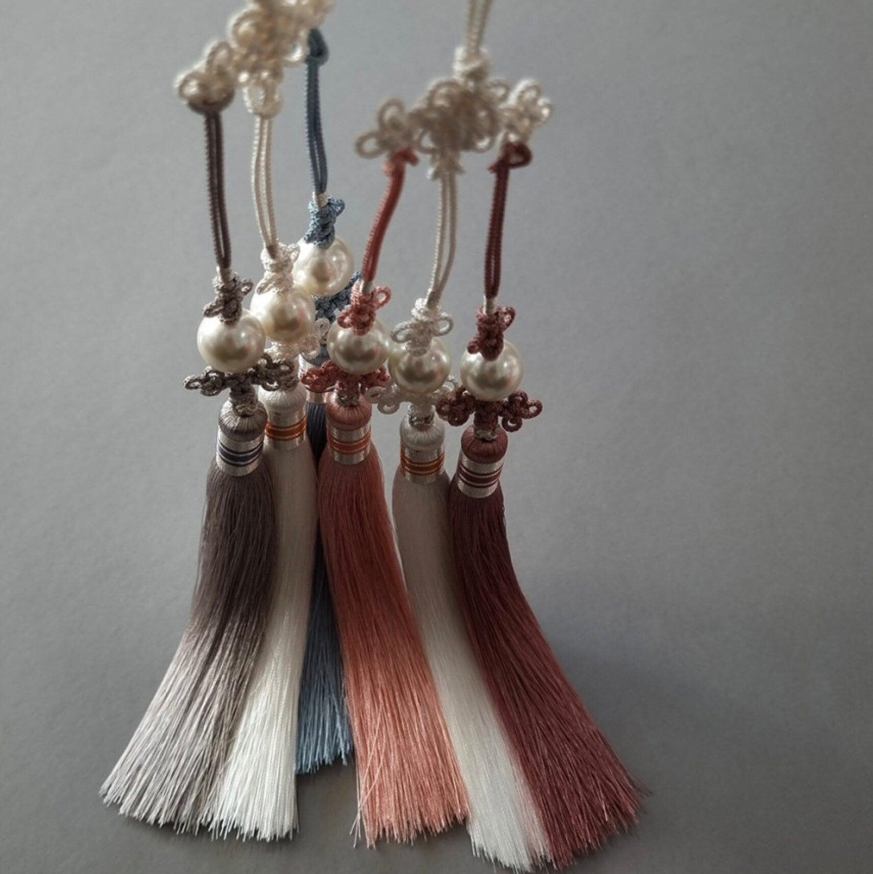 Long Pearl Trio Tassel Norigae - Native Korean