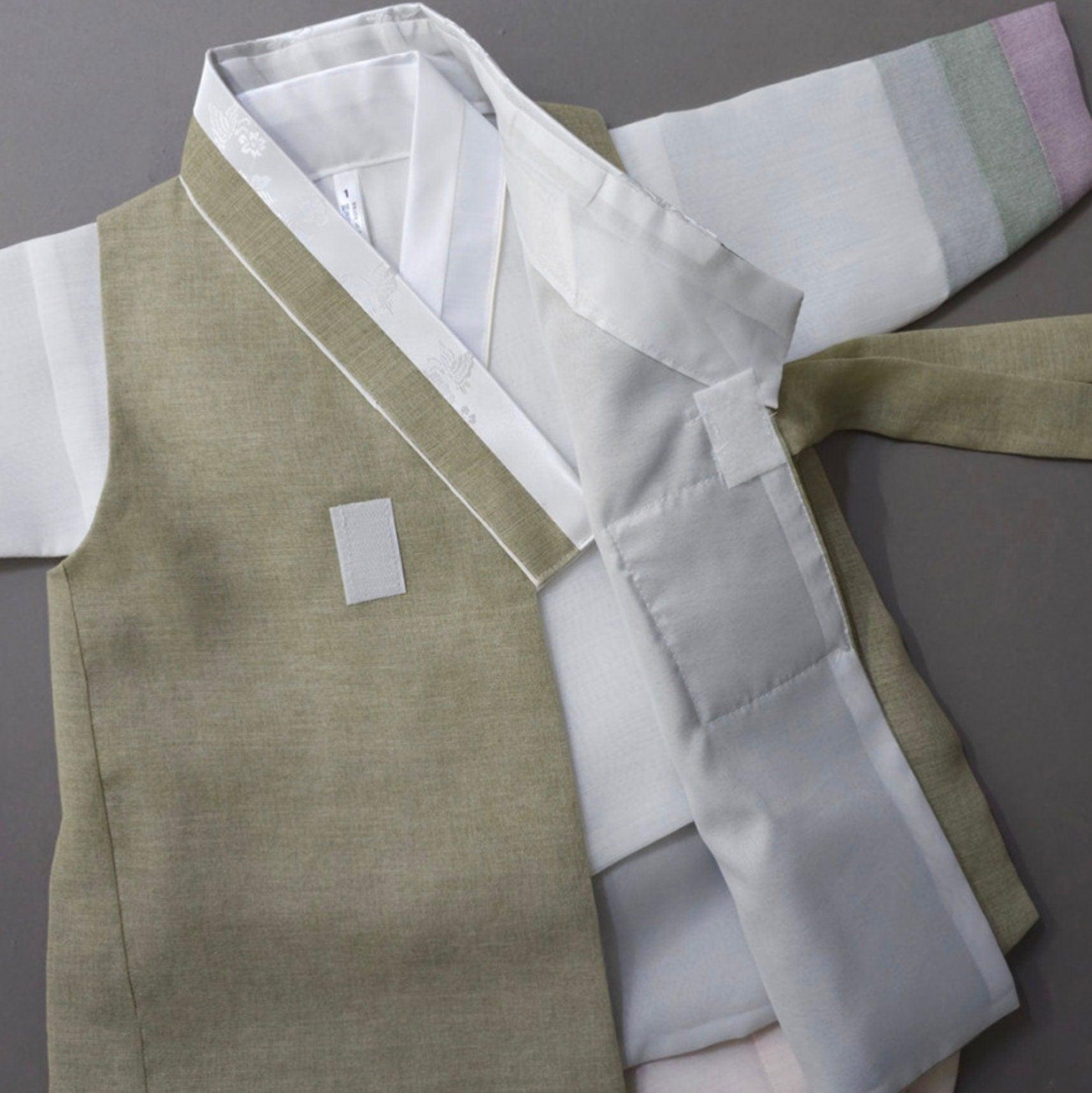 Minho L.Khaki Boy Hanbok (100D-9YR) - Native Korean
