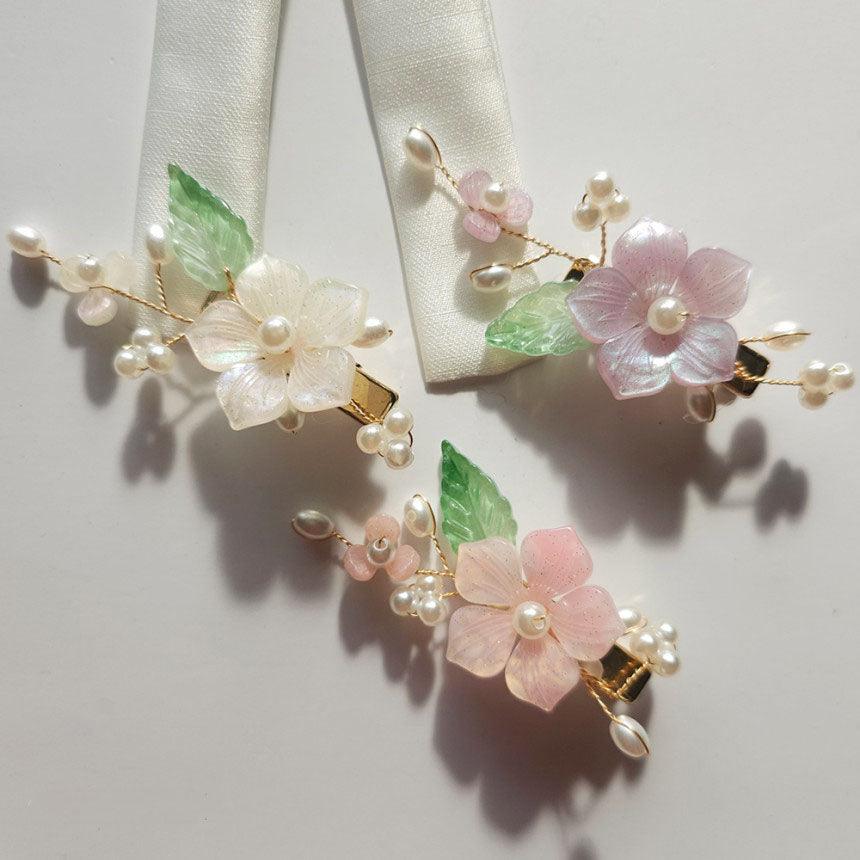 Pastel Bloom Hairpin - Native Korean