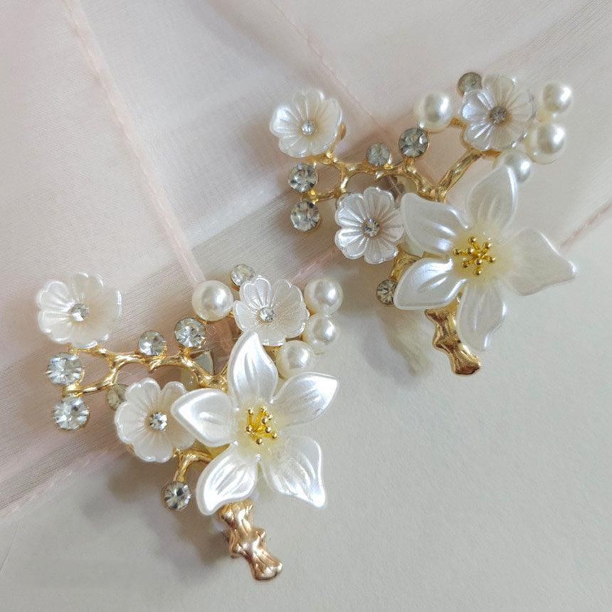 Pearl Bloom Brooch - Native Korean