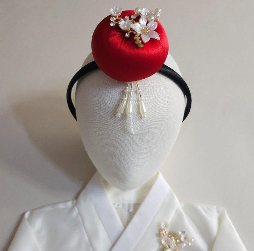 Pearl Bloom Cushion Headband - Native Korean