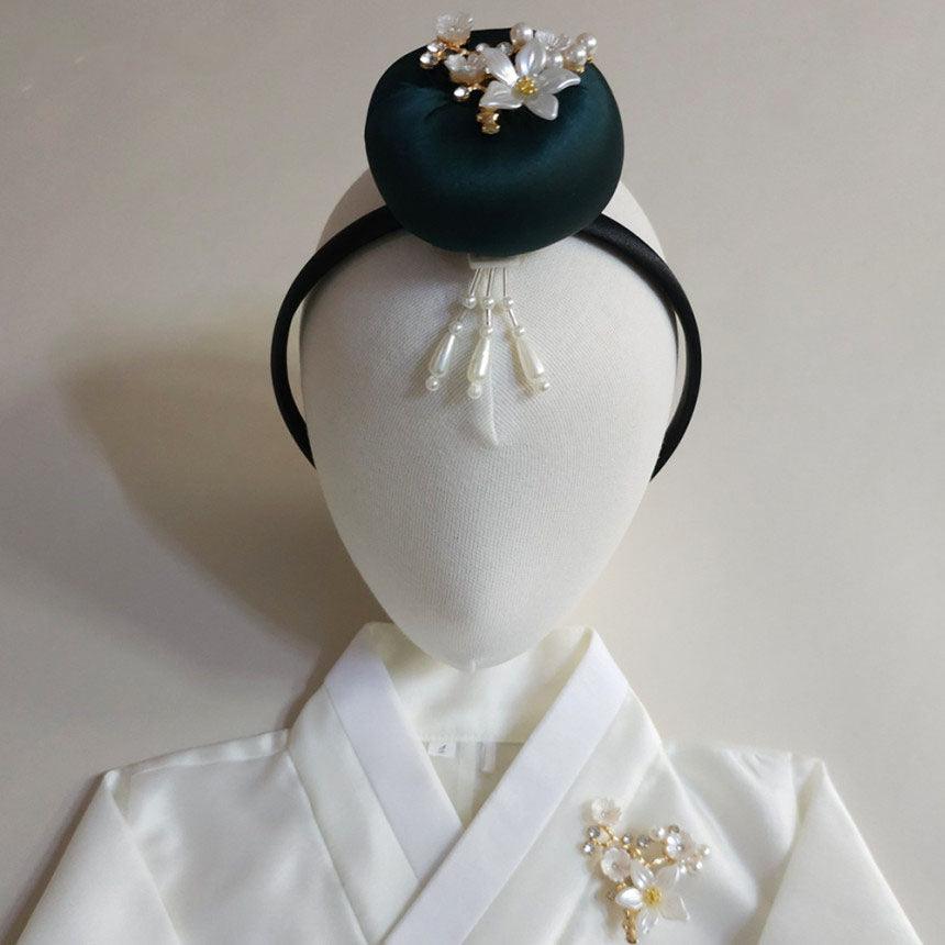Pearl Bloom Cushion Headband - Native Korean