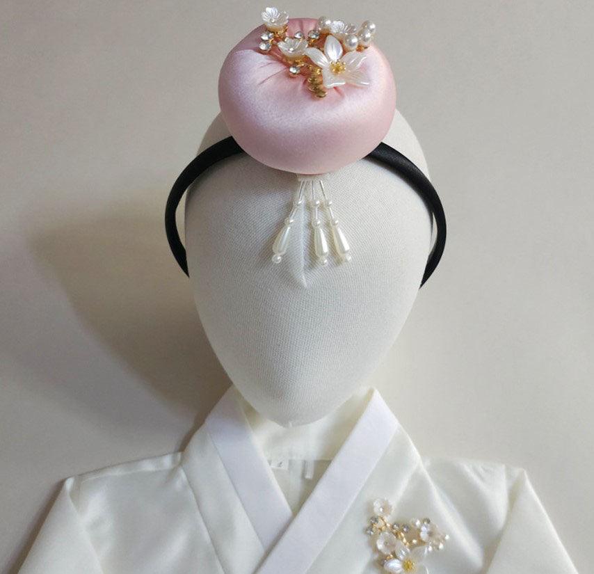 Pearl Bloom Cushion Headband - Native Korean