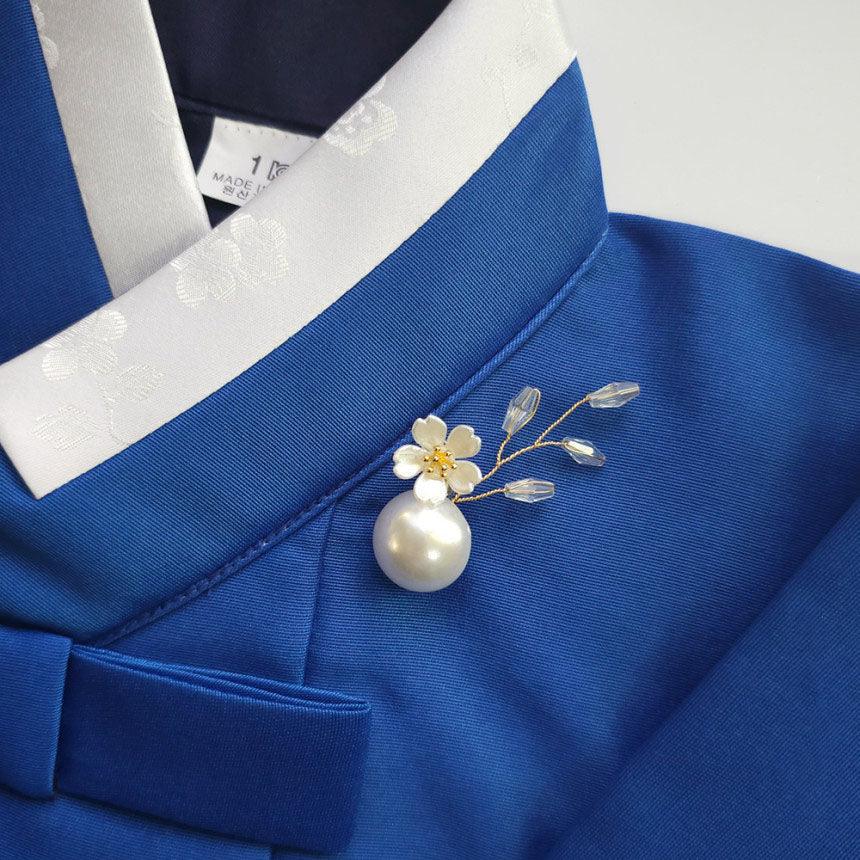Pearl Blossoms Brooch - Native Korean