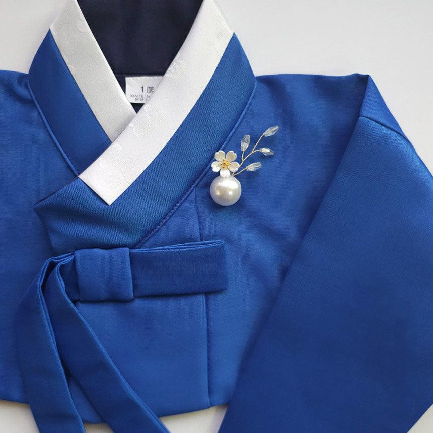 Pearl Blossoms Brooch - Native Korean