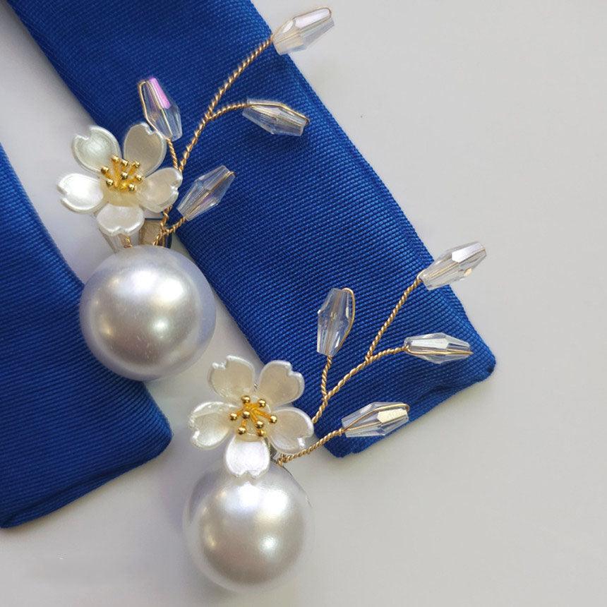 Pearl Blossoms Brooch - Native Korean