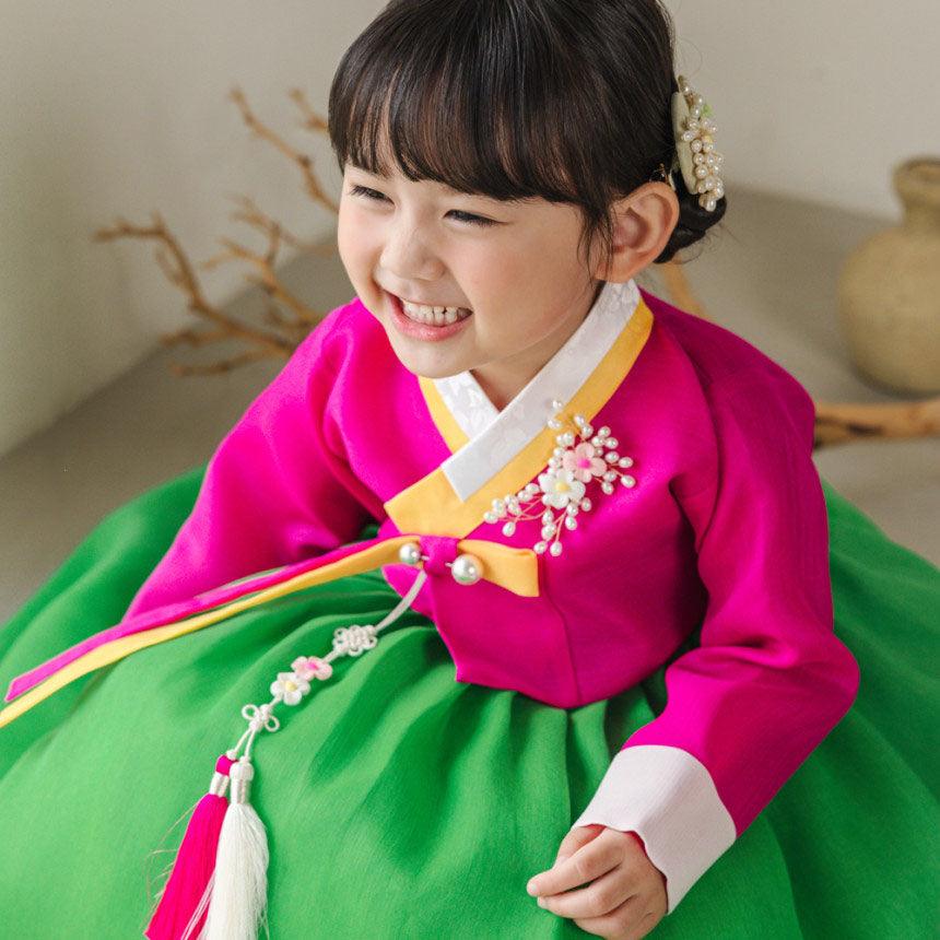 Pearl Brooch - Native Korean