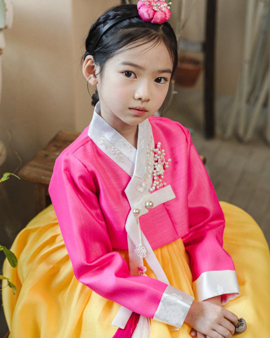 Pearl Brooch - Native Korean