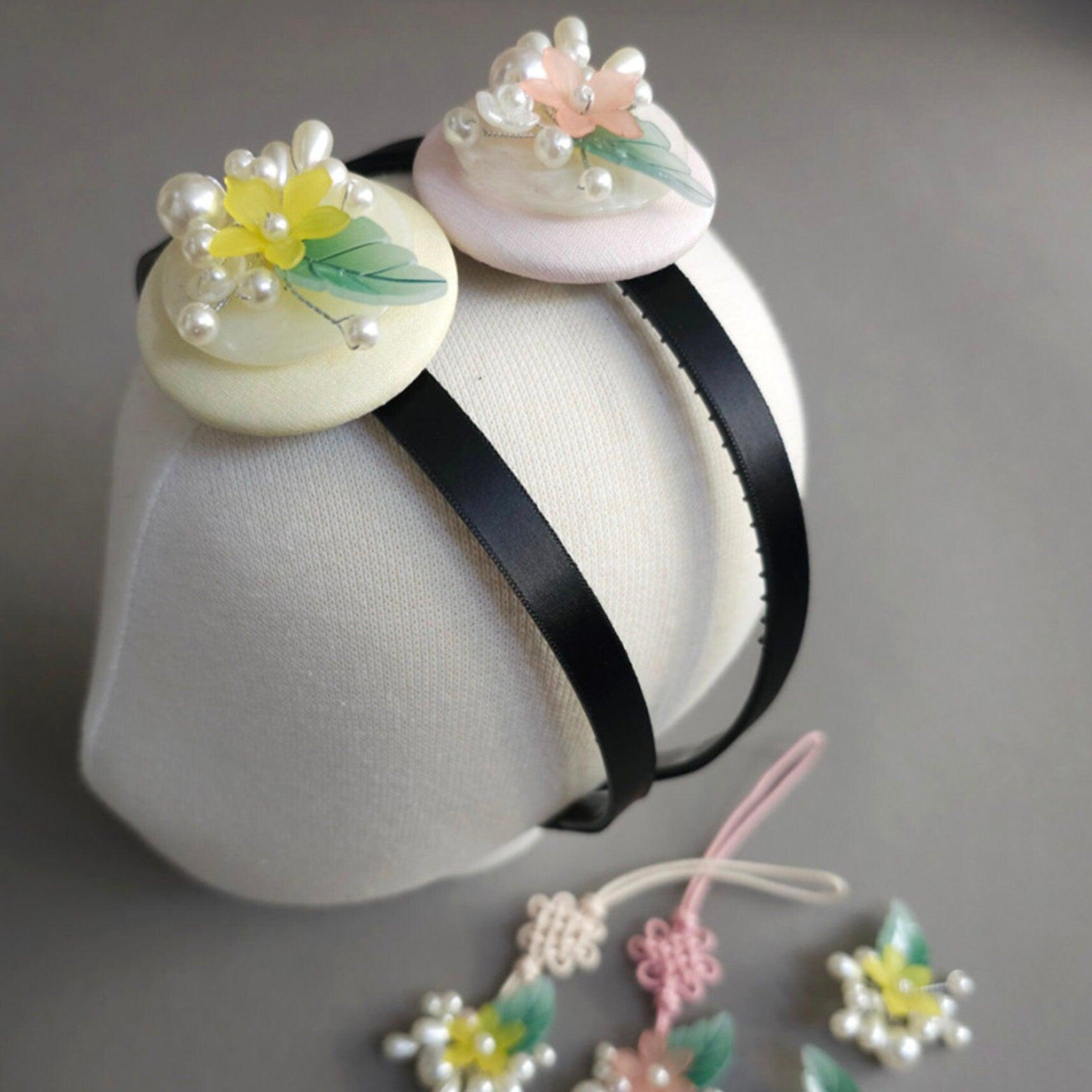 Pearls Flower Headband - Native Korean