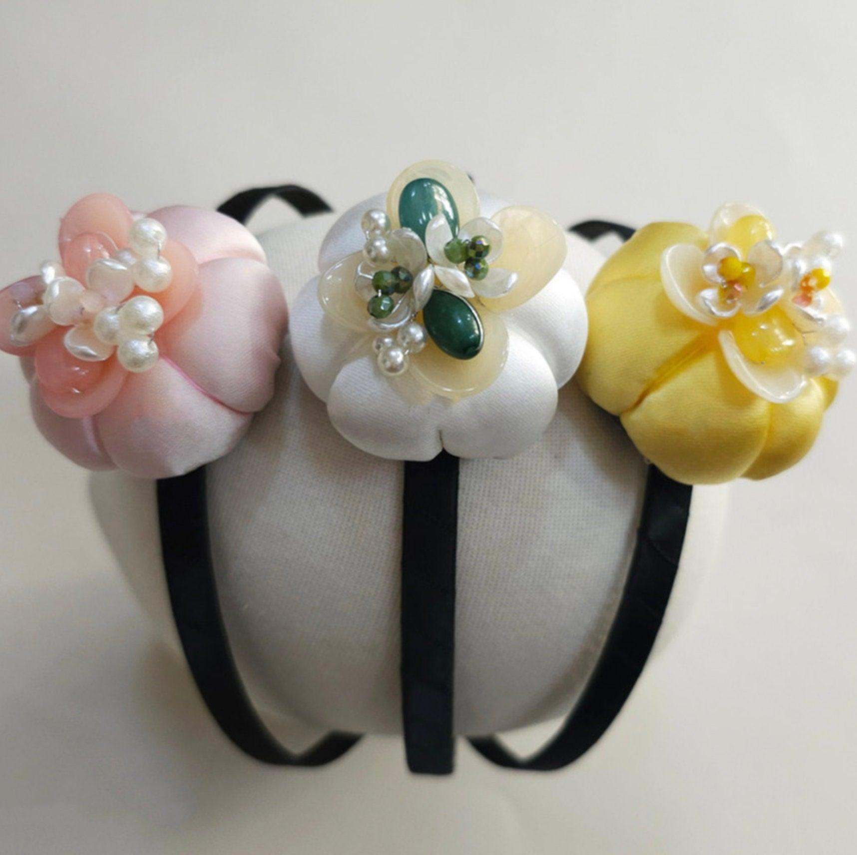 Shiny Flower Pumpkin Headband - Native Korean