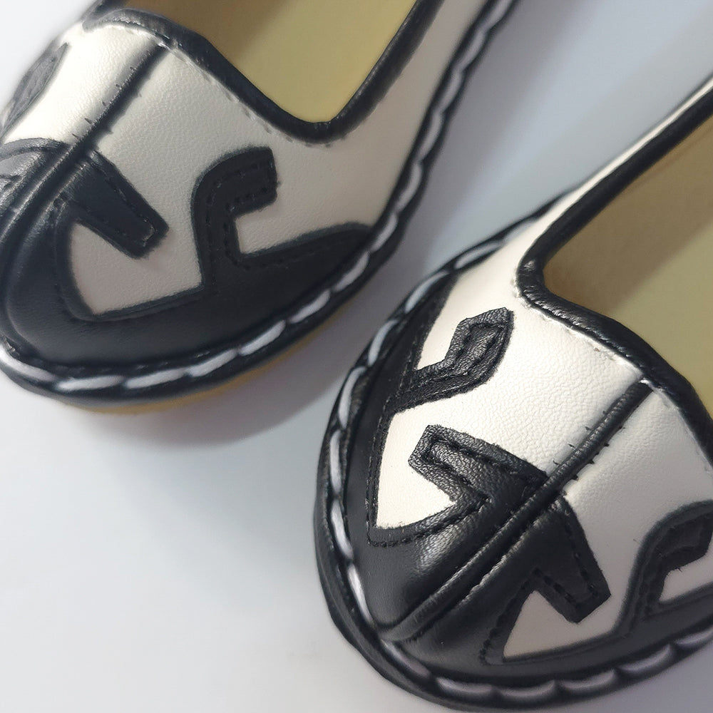 White/Black Boy Hanbok Shoes (130mm)
