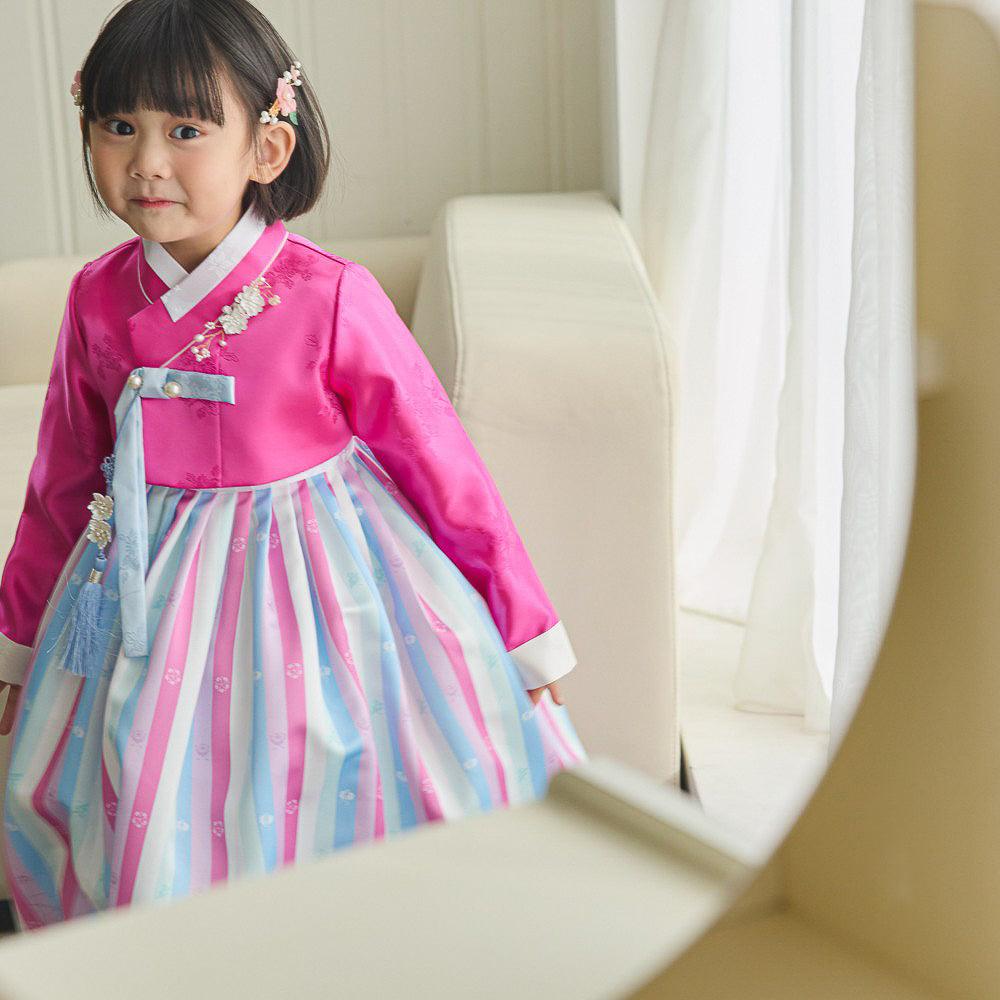 Yun Pink Saekdong Girl Hanbok (1-8YR) - Native Korean