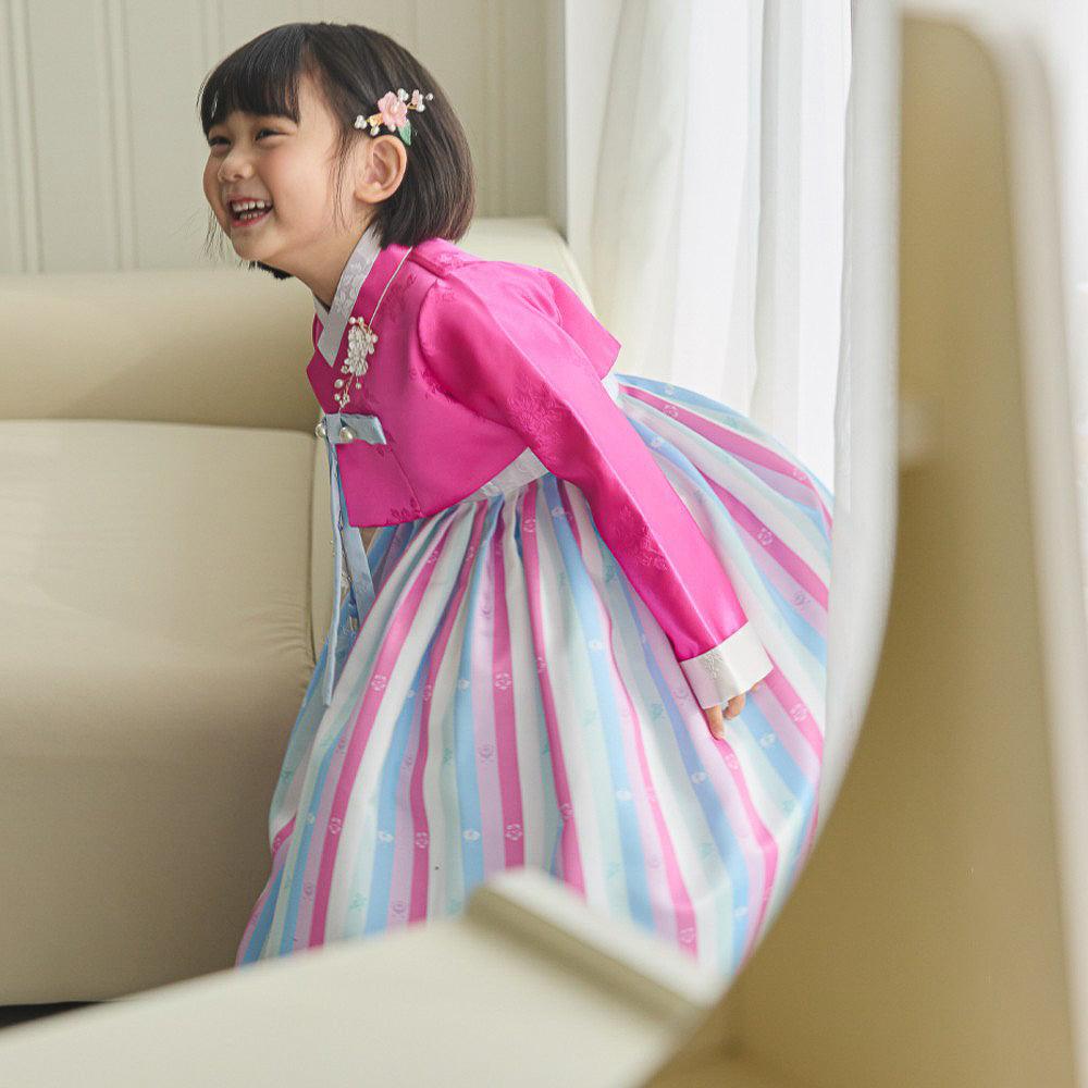 Yun Pink Saekdong Girl Hanbok (1-8YR) - Native Korean