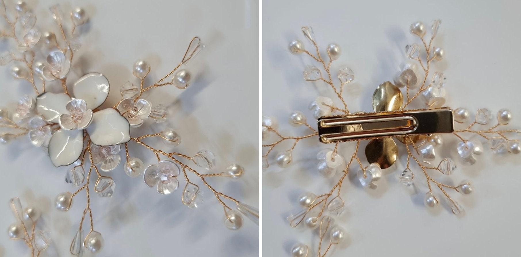 Blossoms White Flower Hairpin - Native Korean