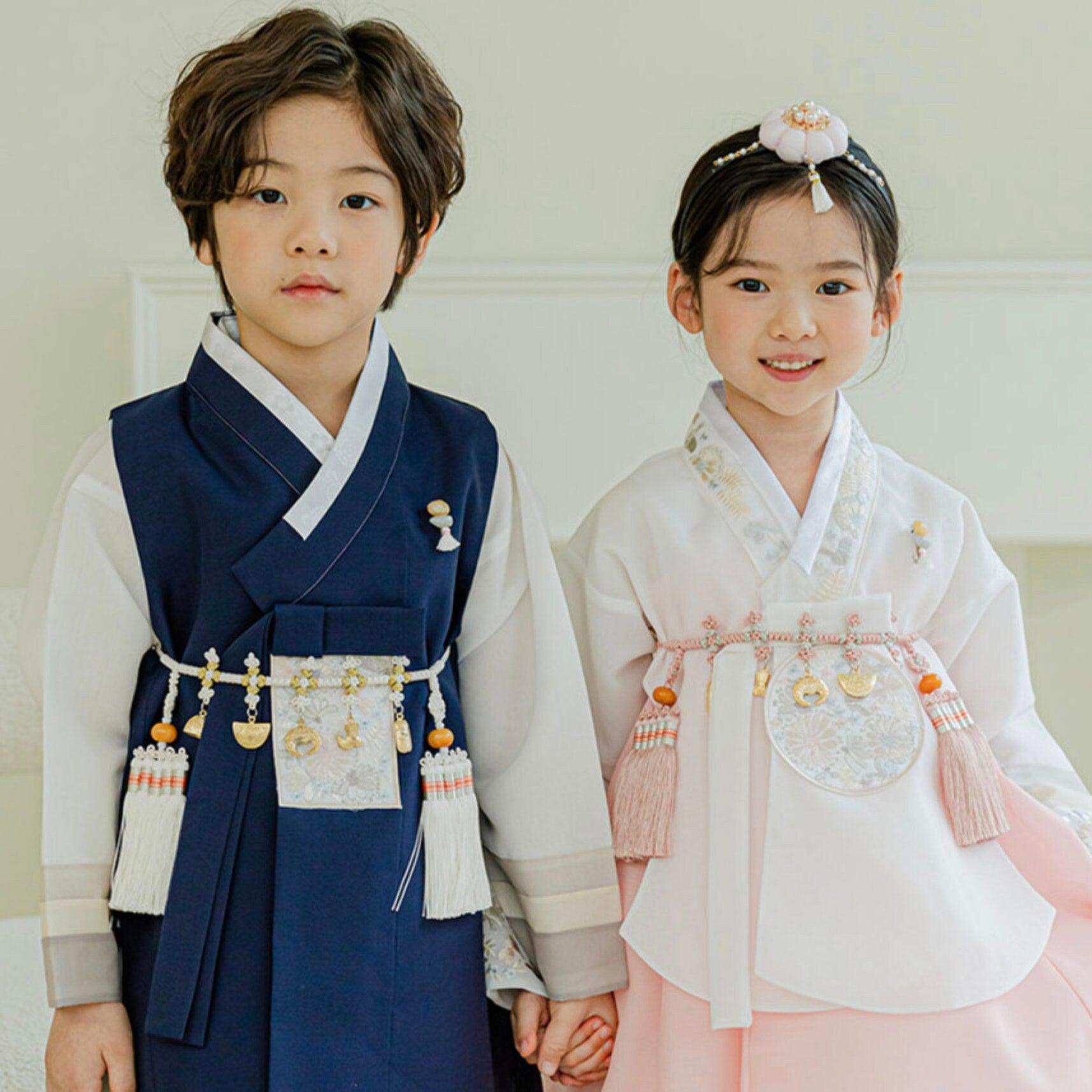 Hyunji Dangeui-Peach Skirt Girl Hanbok (100D-15YR) - Native Korean