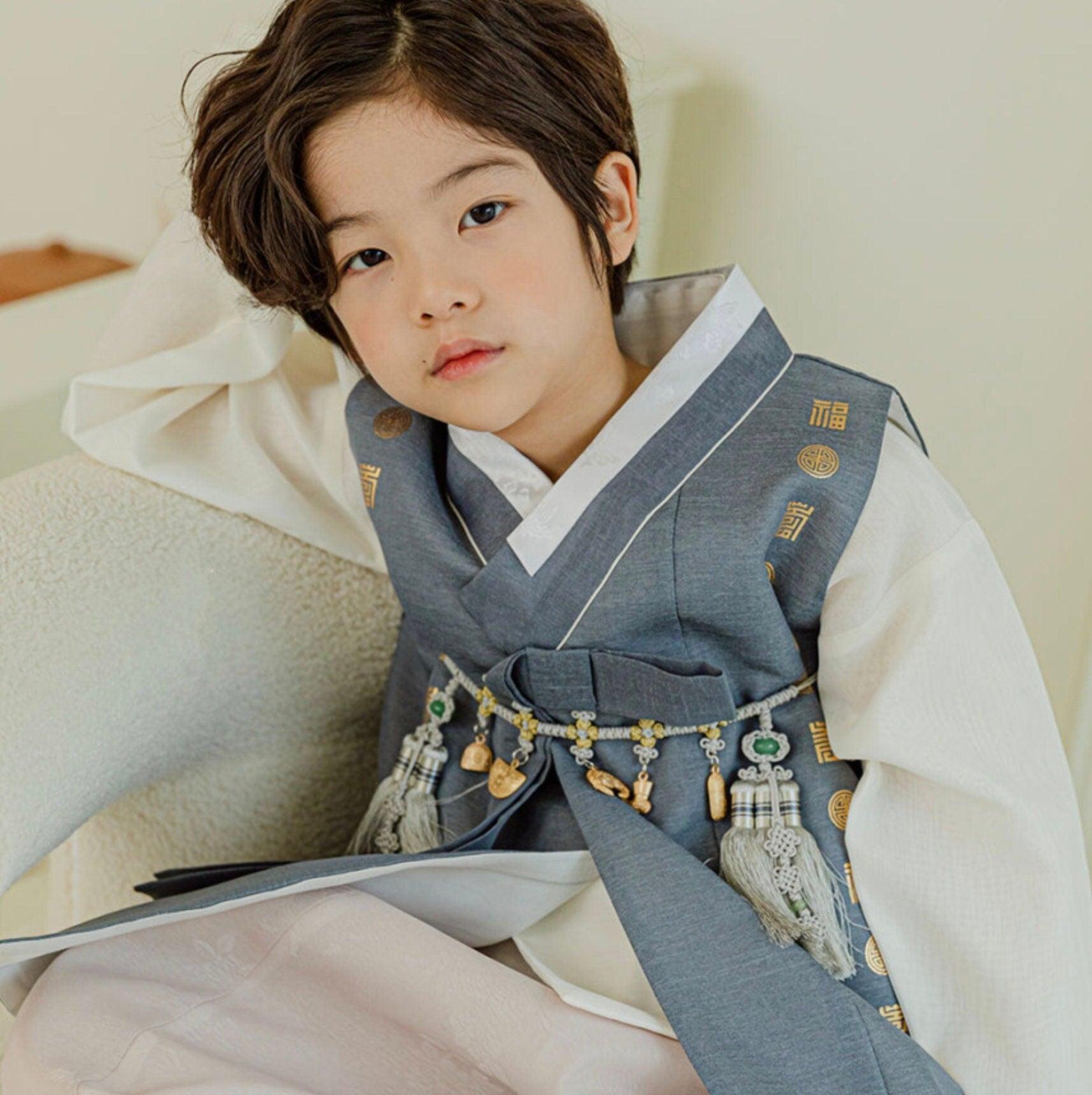 Hyunwoo Charcoal-gray Boy Hanbok (1-12YR) - Native Korean