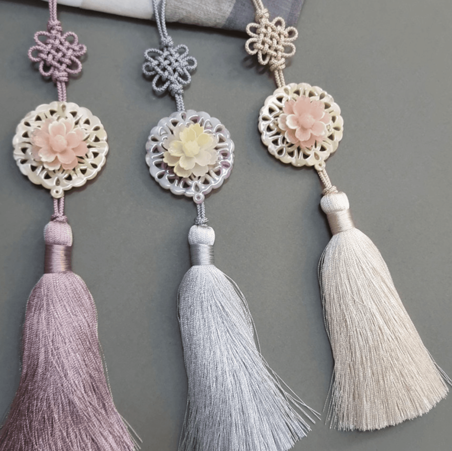 Jade Floral Tassel Norigae - Native Korean