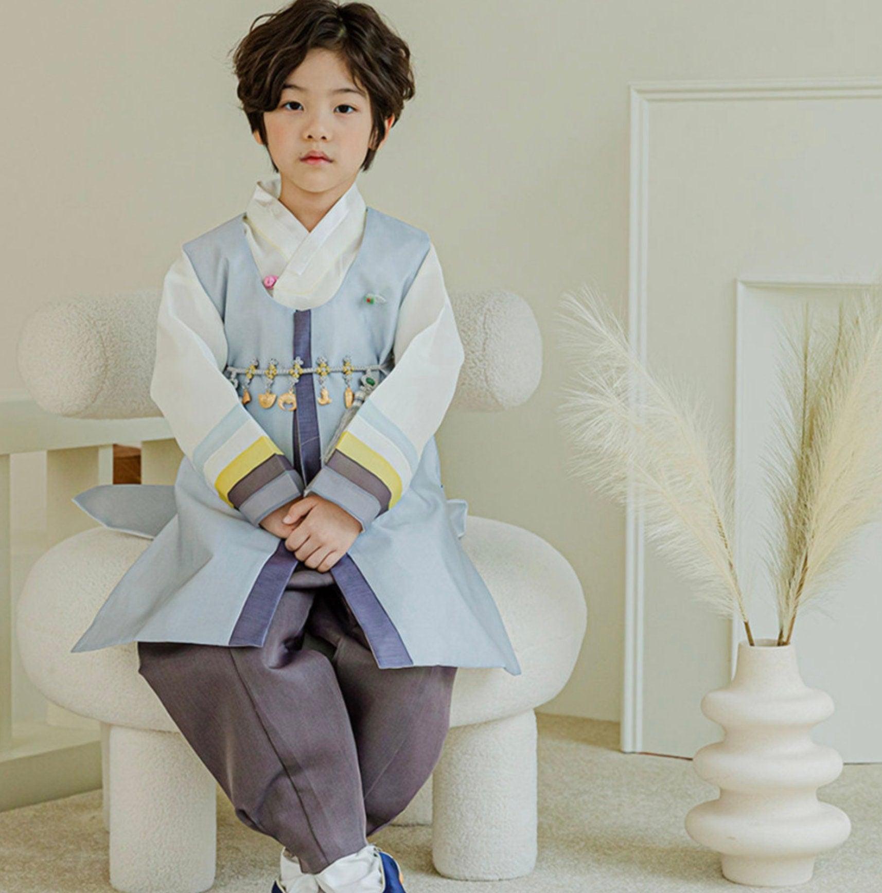 Minjoon Sky Boy Hanbok (100D-8YR) - Native Korean