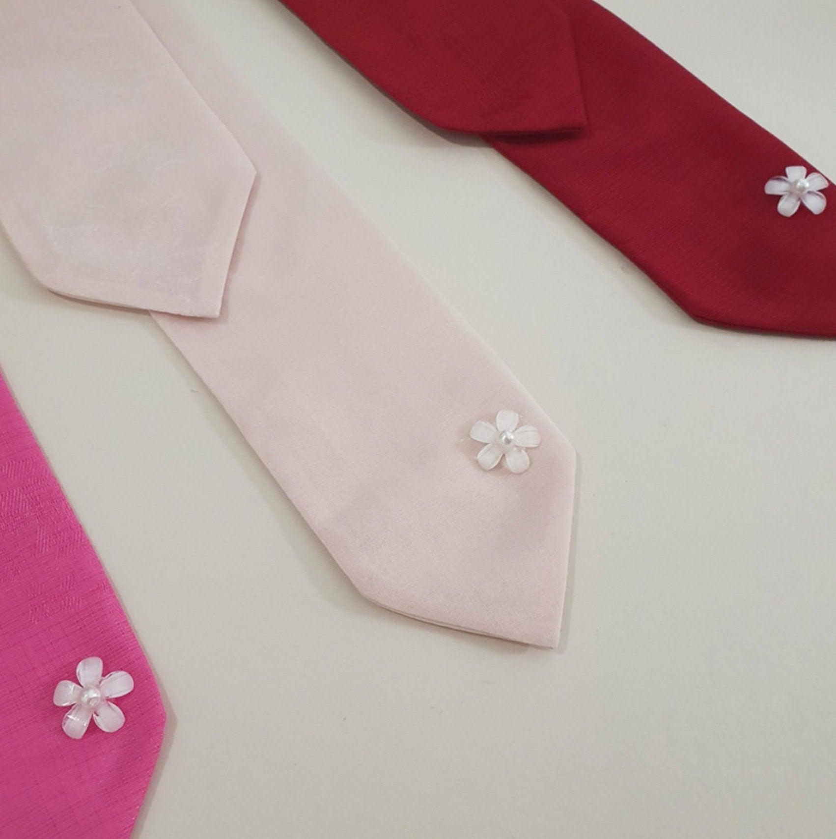 Pearl Floral Hair Tie - Native Korean