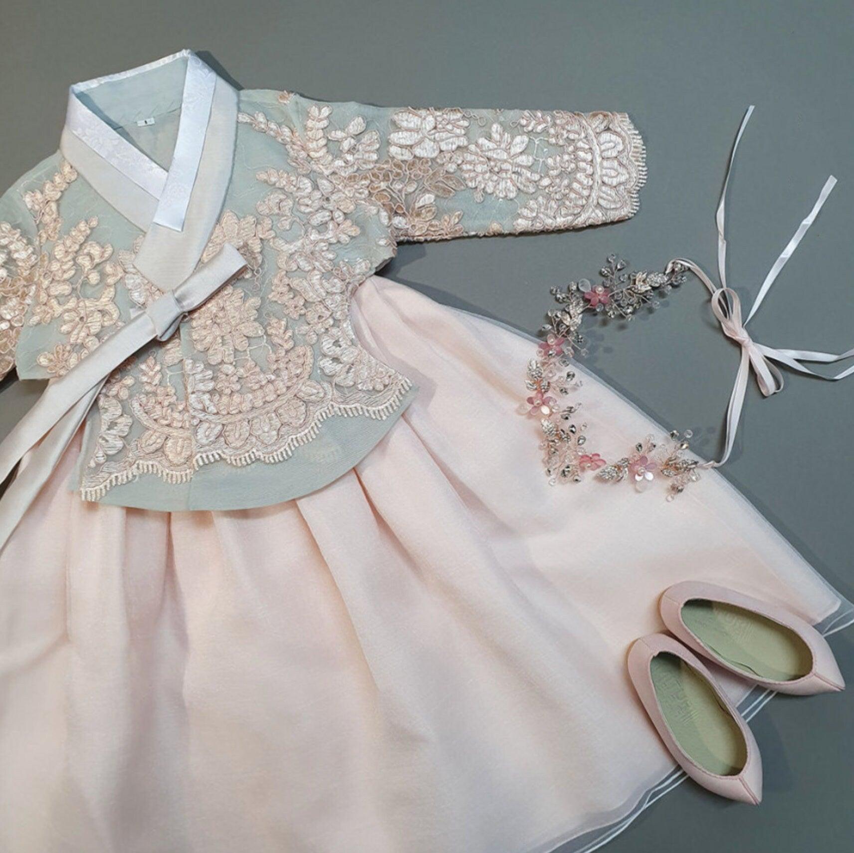 Rose Gold Pink Flower Wreath Headband - Native Korean