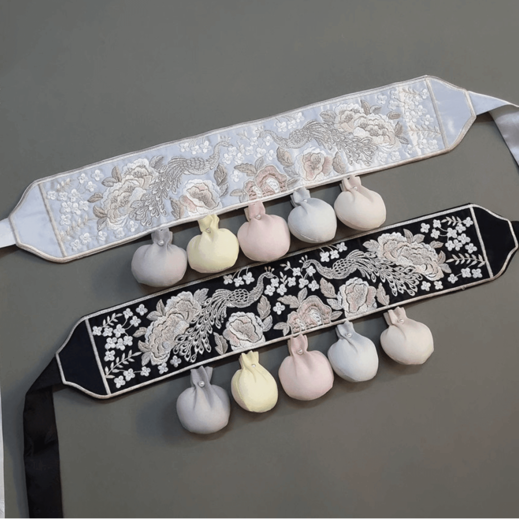 Shine Phoenix Embroidery Bell Belt - Native Korean