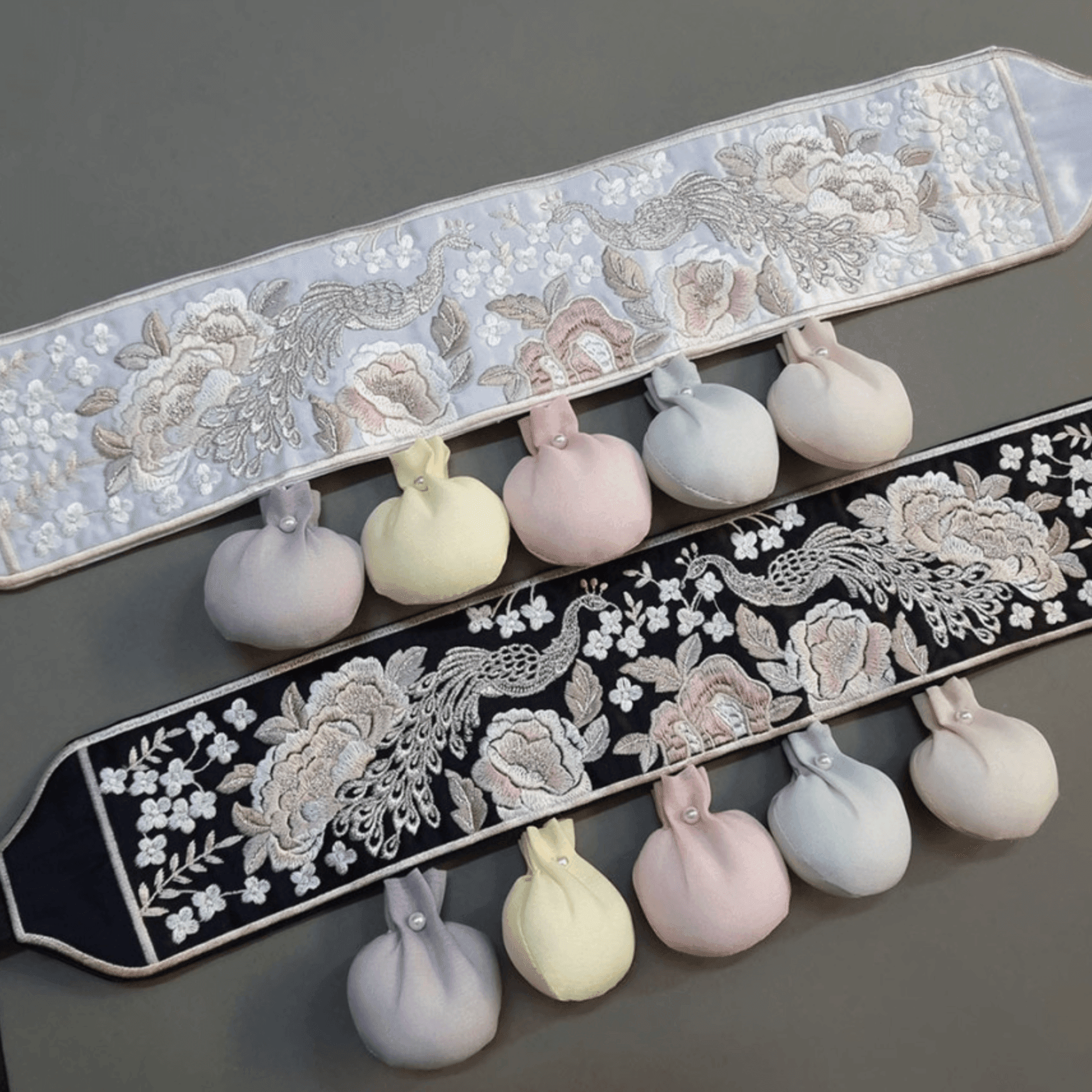 Shine Phoenix Embroidery Bell Belt - Native Korean