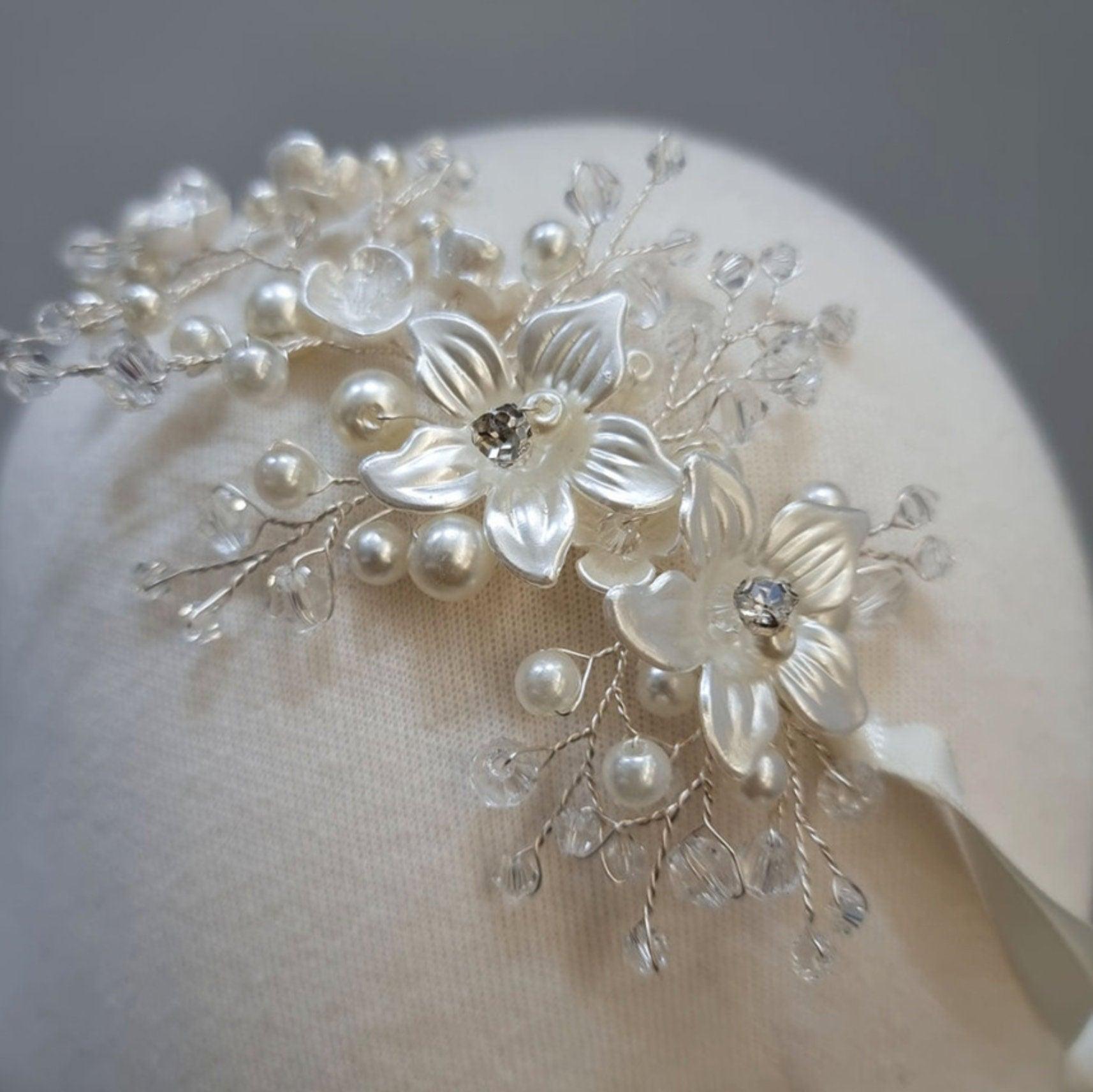 White Pearl Flower Wreath headband - Native Korean