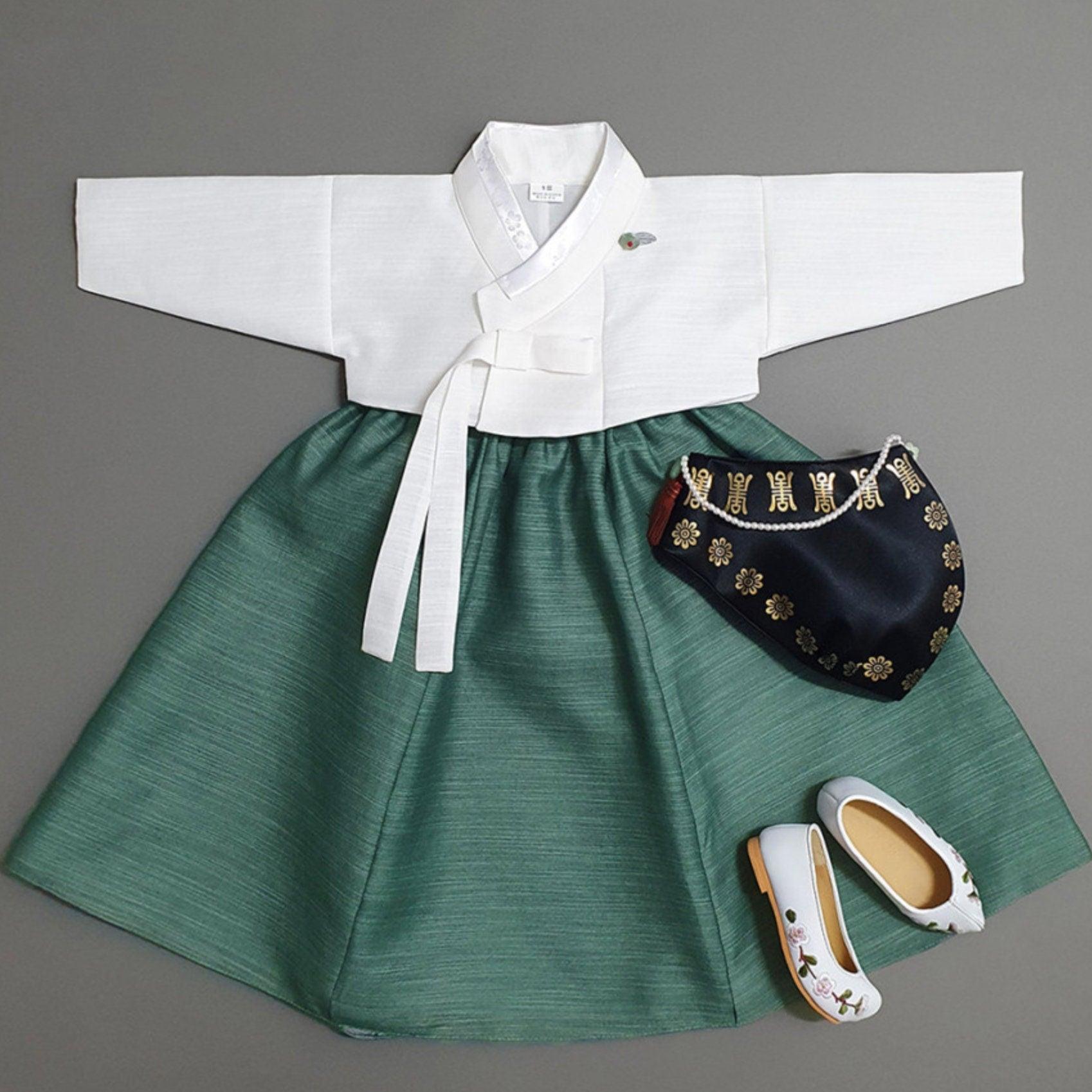 Yejin Ivory Jeogori Green Girl Hanbok (100D-8YR) - Native Korean