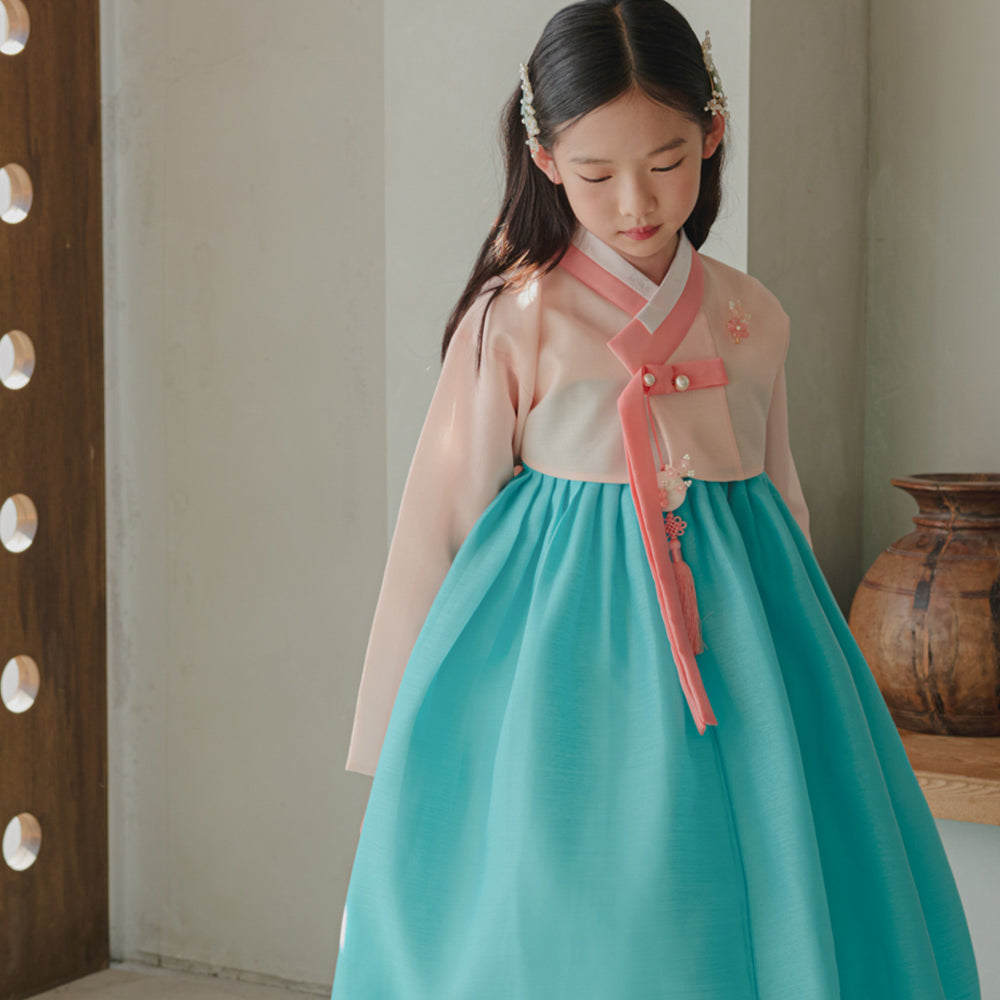 Aekyoung Peach Girl Hanbok (1-10YR)