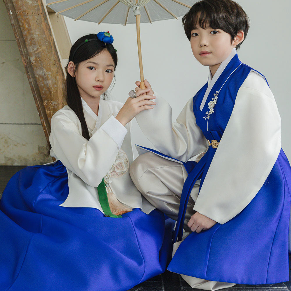 Yoonseo Blue Girl Hanbok (100D-10YR)