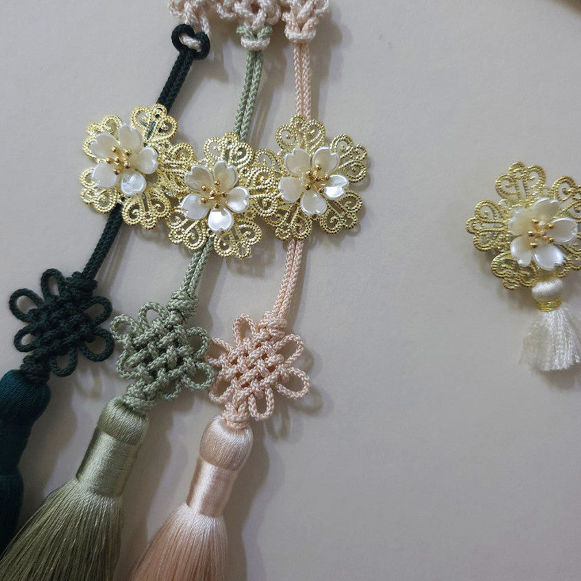 Bloom Trio Tassel Norigae