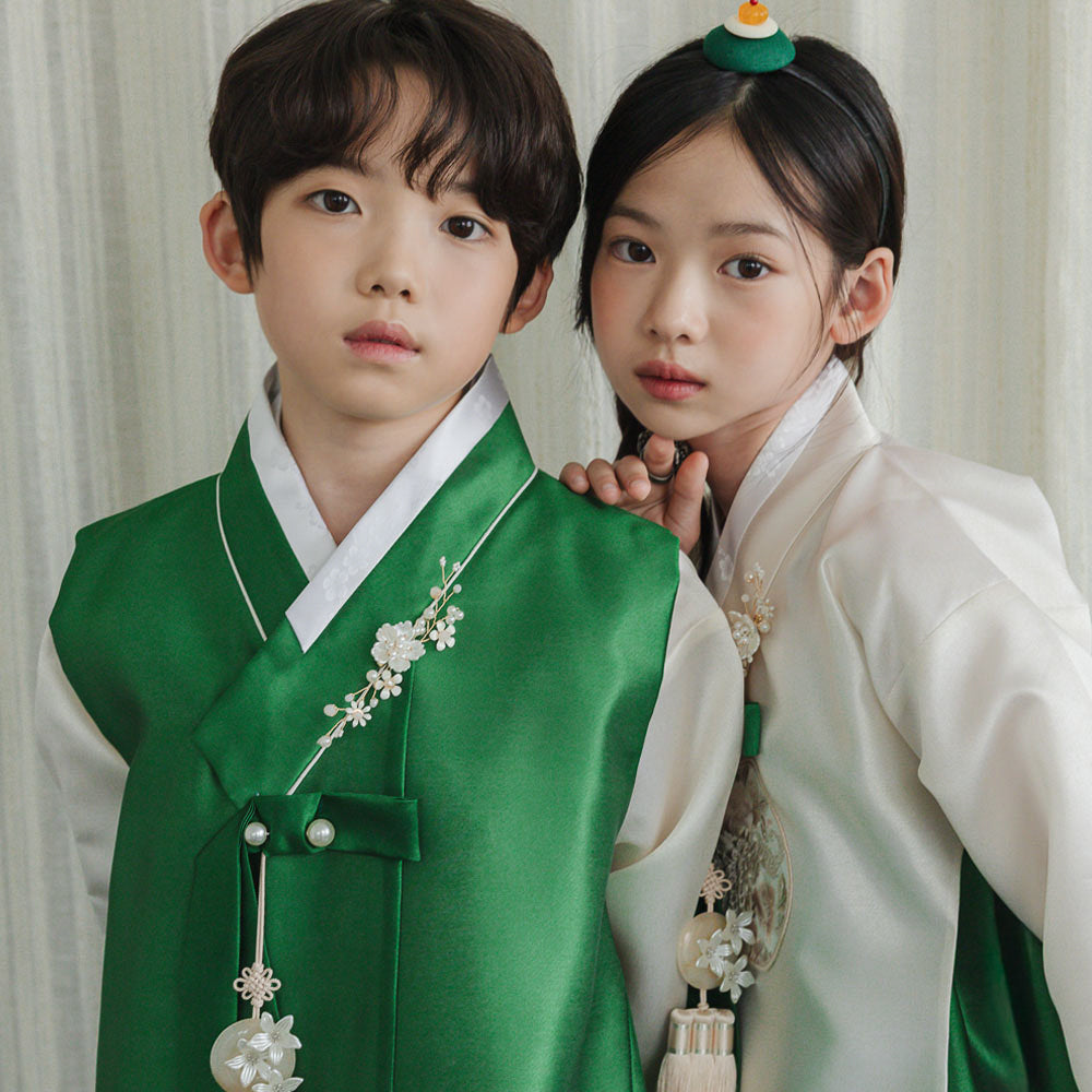 Yoonwoo Green Boy Hanbok (100D-10YR)