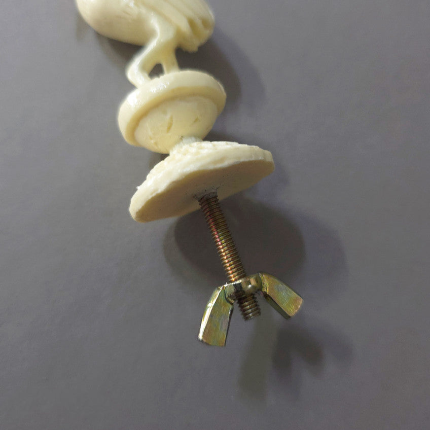 Okro Gat Ornament