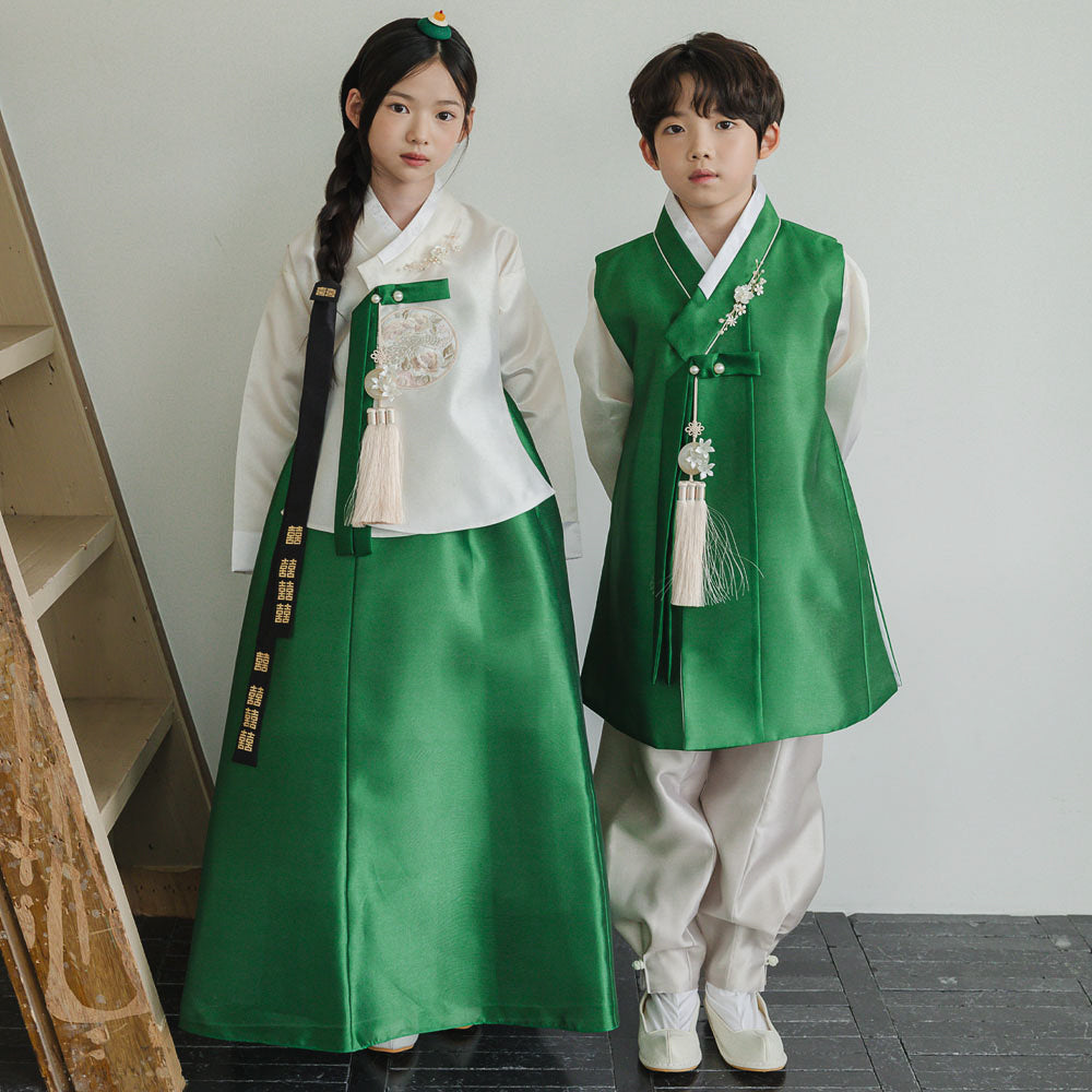 Yoonwoo Green Boy Hanbok (100D-10YR)