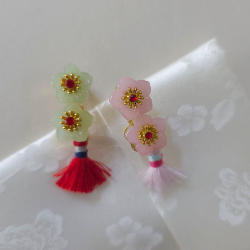 Star Tassel Brooch