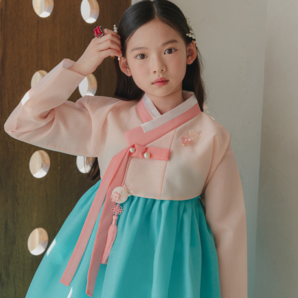 Aekyoung Peach Girl Hanbok (1-10YR)