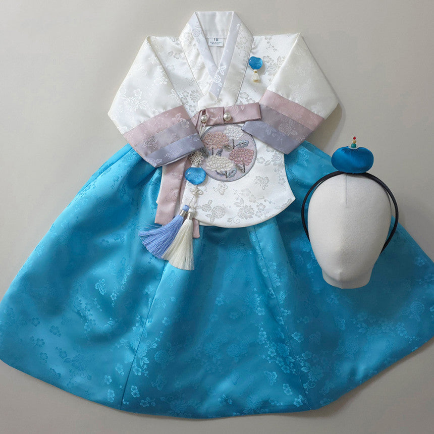 Yunjae Sky Skirt Girl Hanbok (100D-15YR)