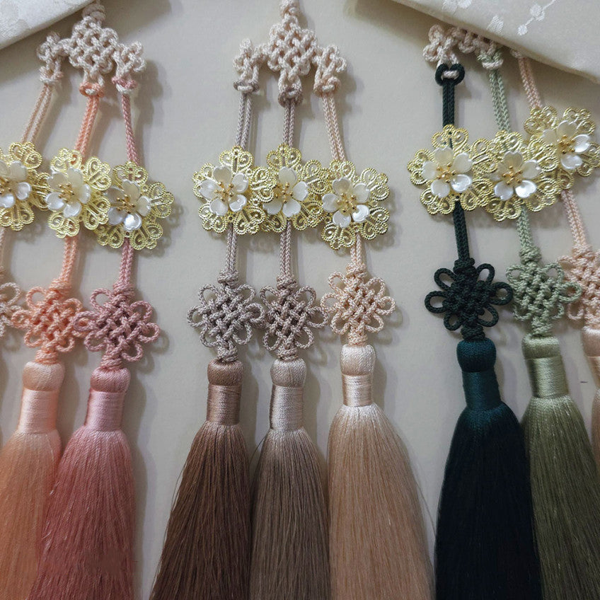 Bloom Trio Tassel Norigae