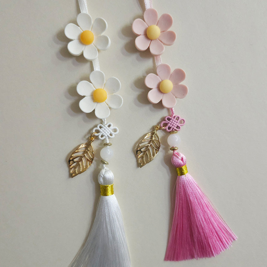 Daisy Blossom Tassel Norigae