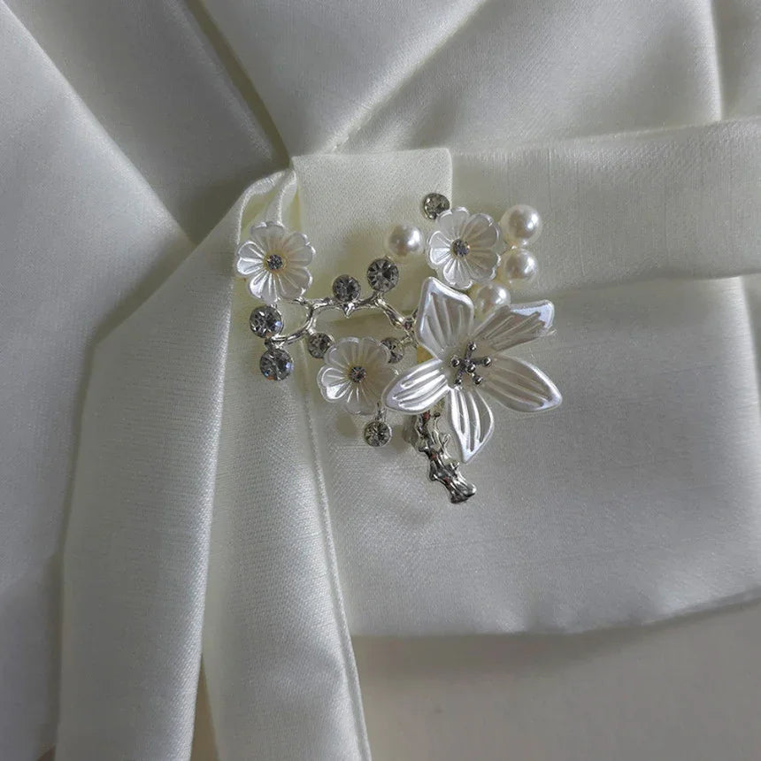 Silver Pearl Bloom Brooch - Native Korean
