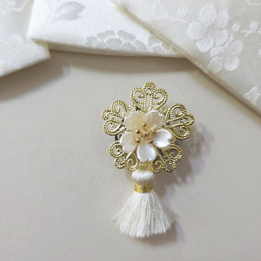 Bloom Tassel Brooch